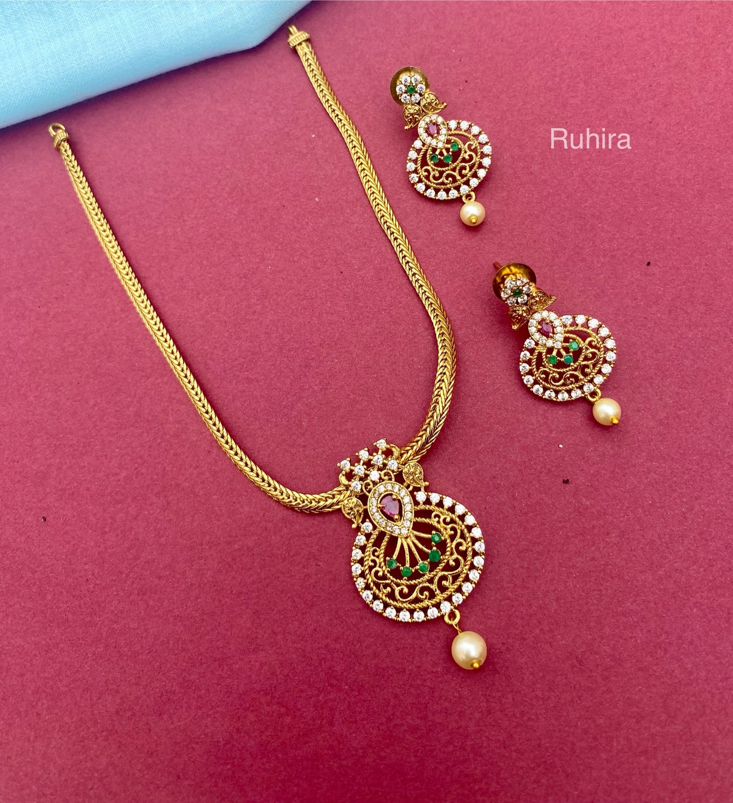 Peacock Grace Antique Necklace Set