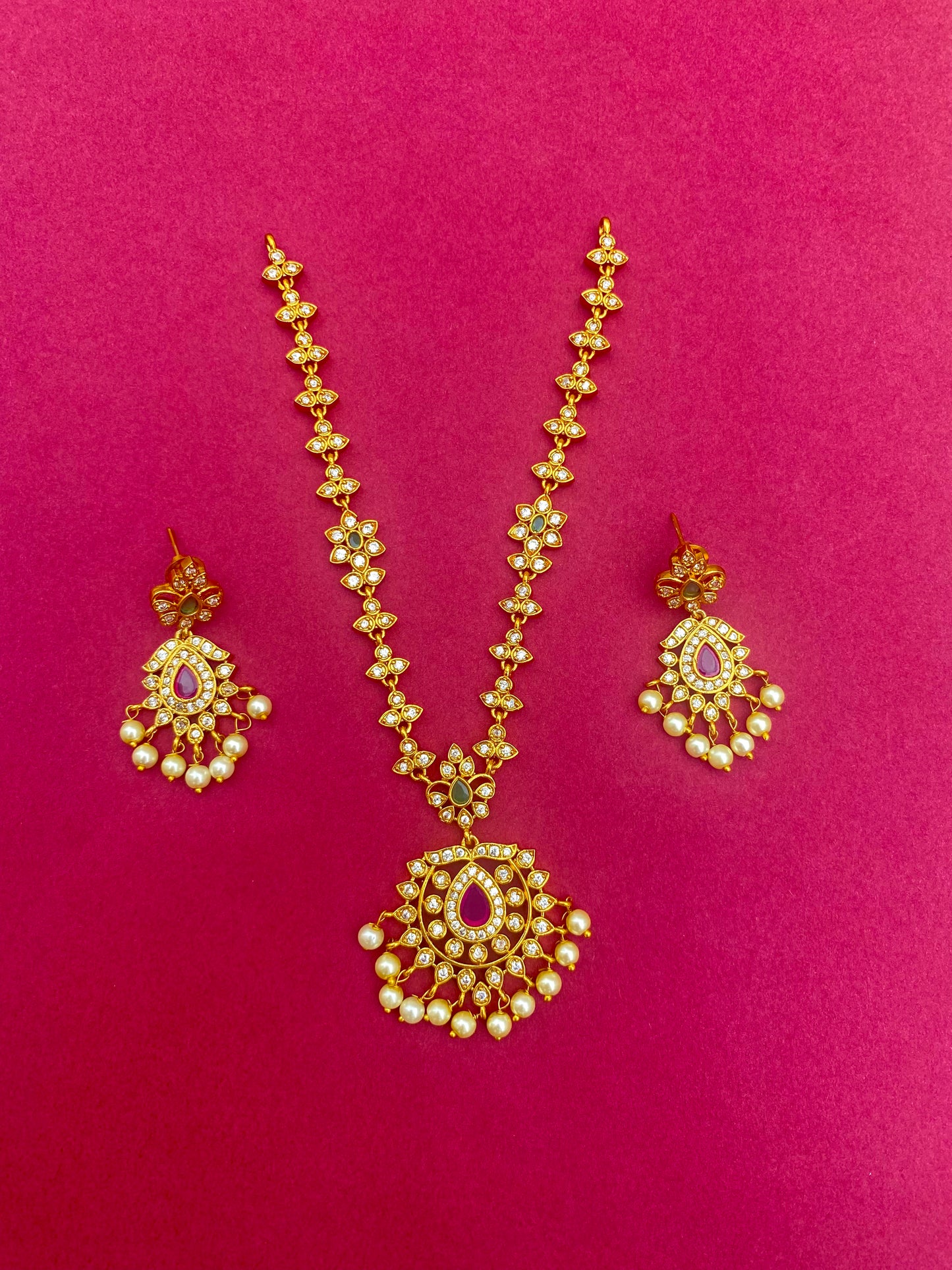 Tejashree Temple Necklace Set