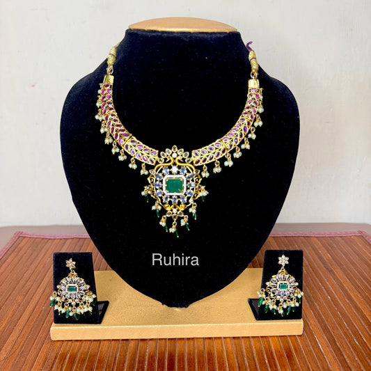 Rajeshwari Antique Necklace Set