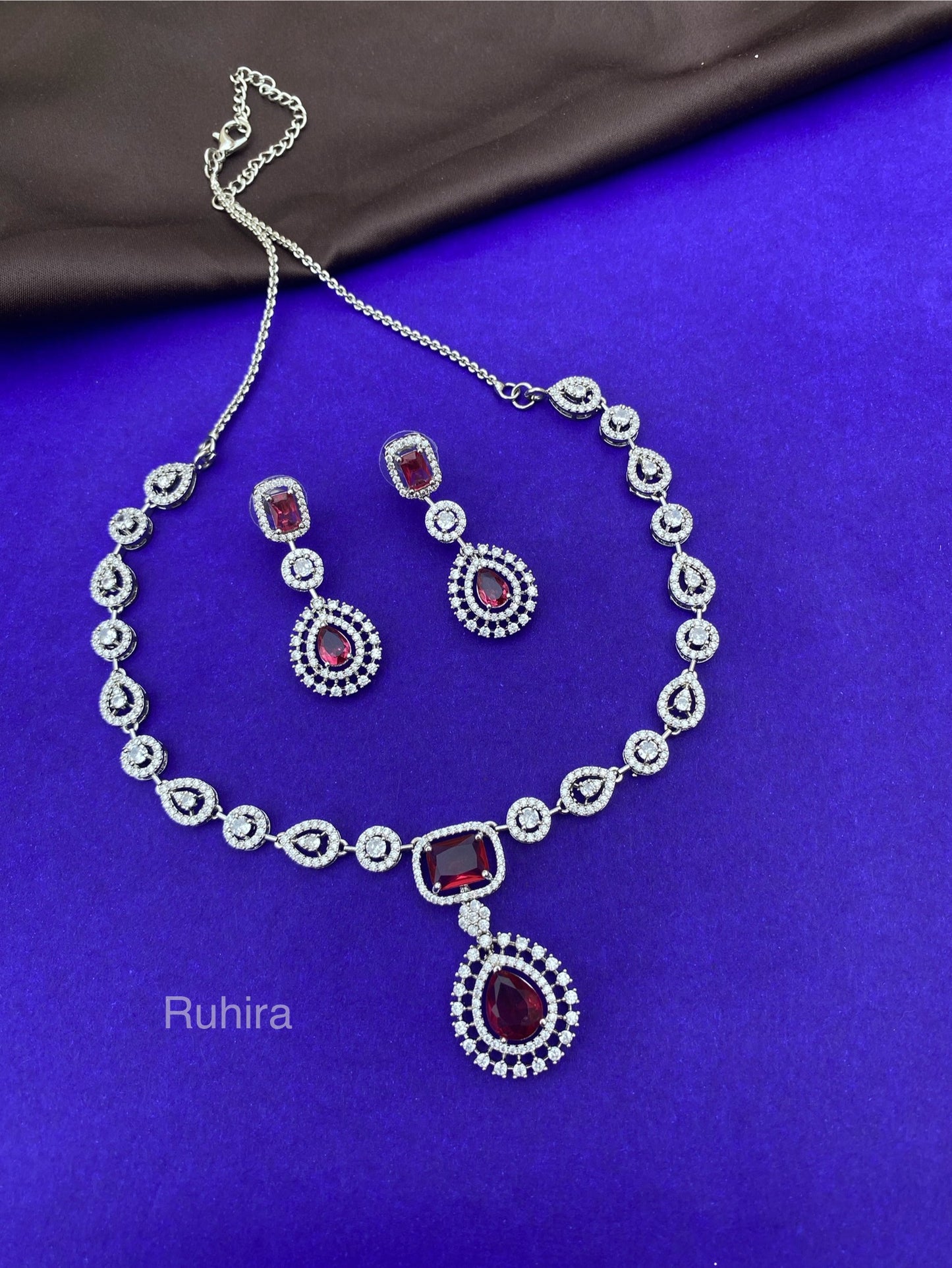 Adhira AD Necklace Set