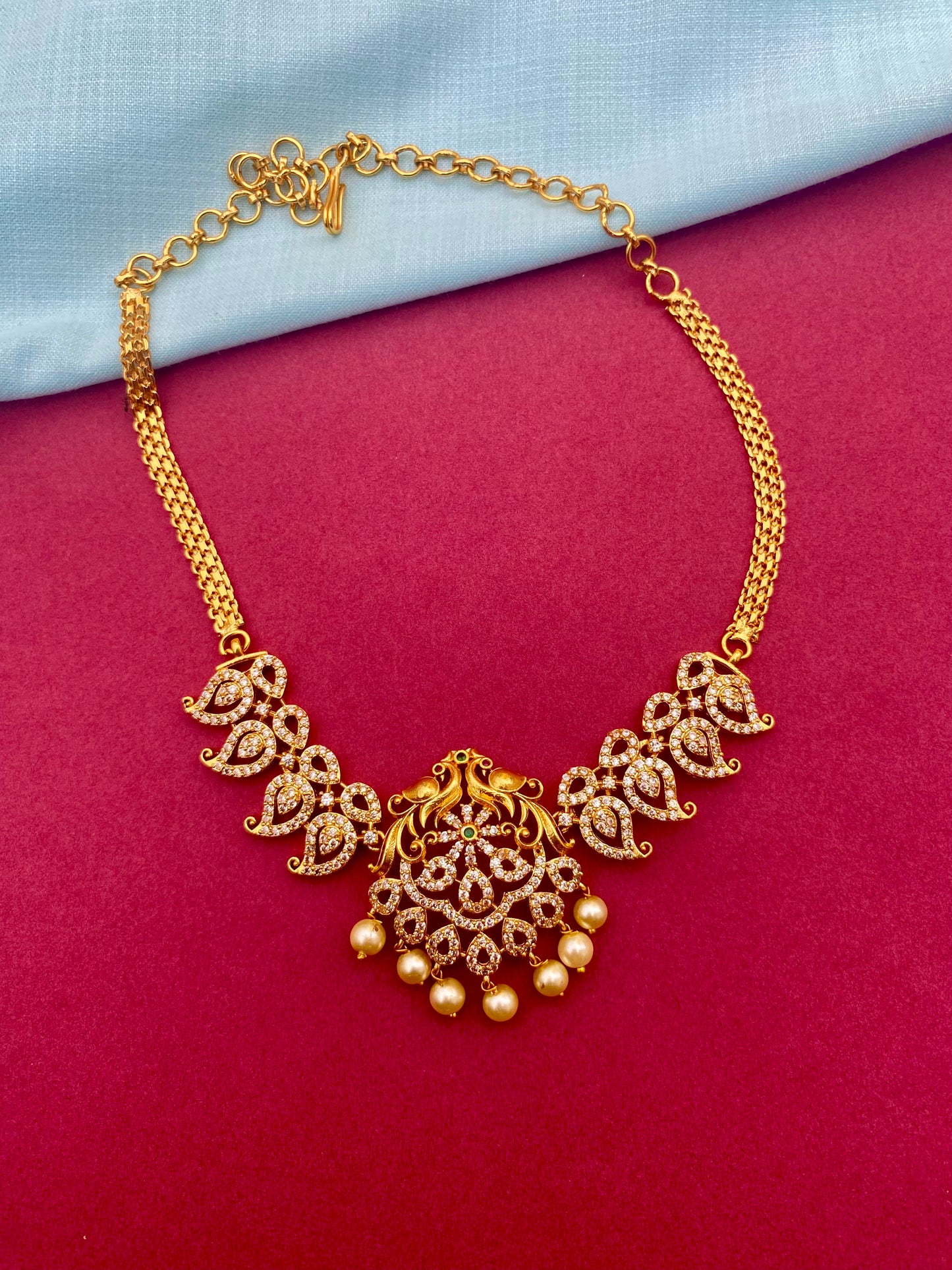 Mayura Leaf Motif Choker Set