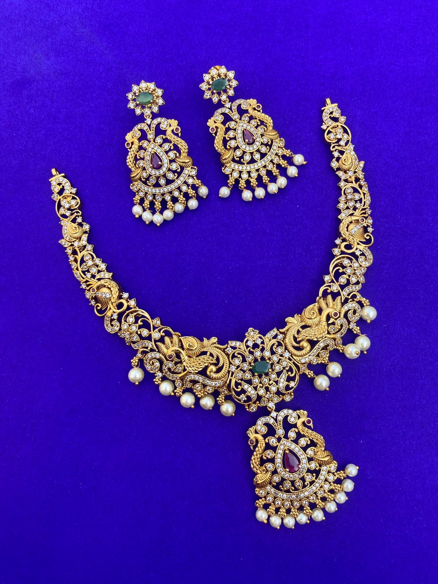 Ira Antique Necklace Set