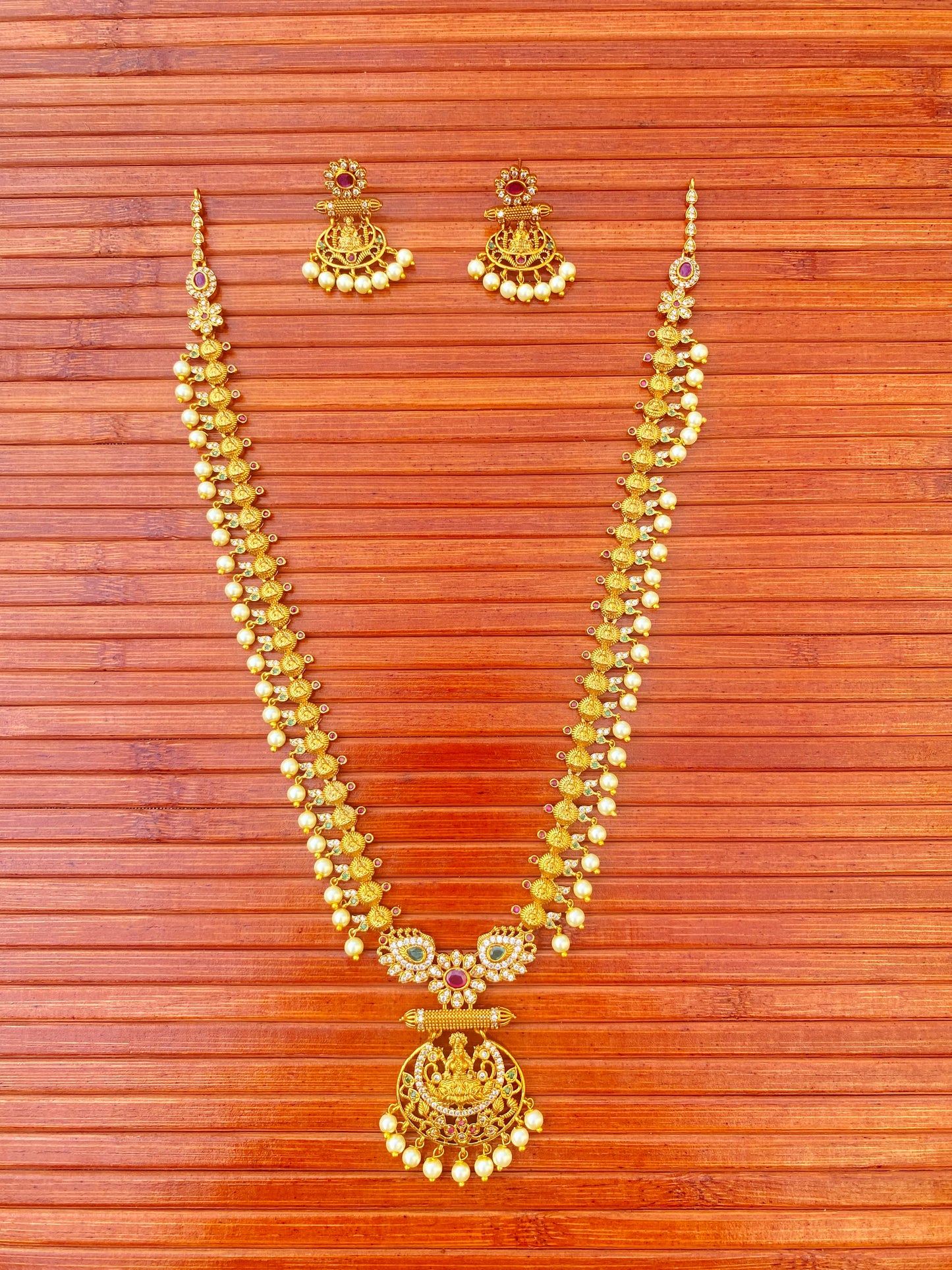 Sampurna Lakshmi Haaram Set