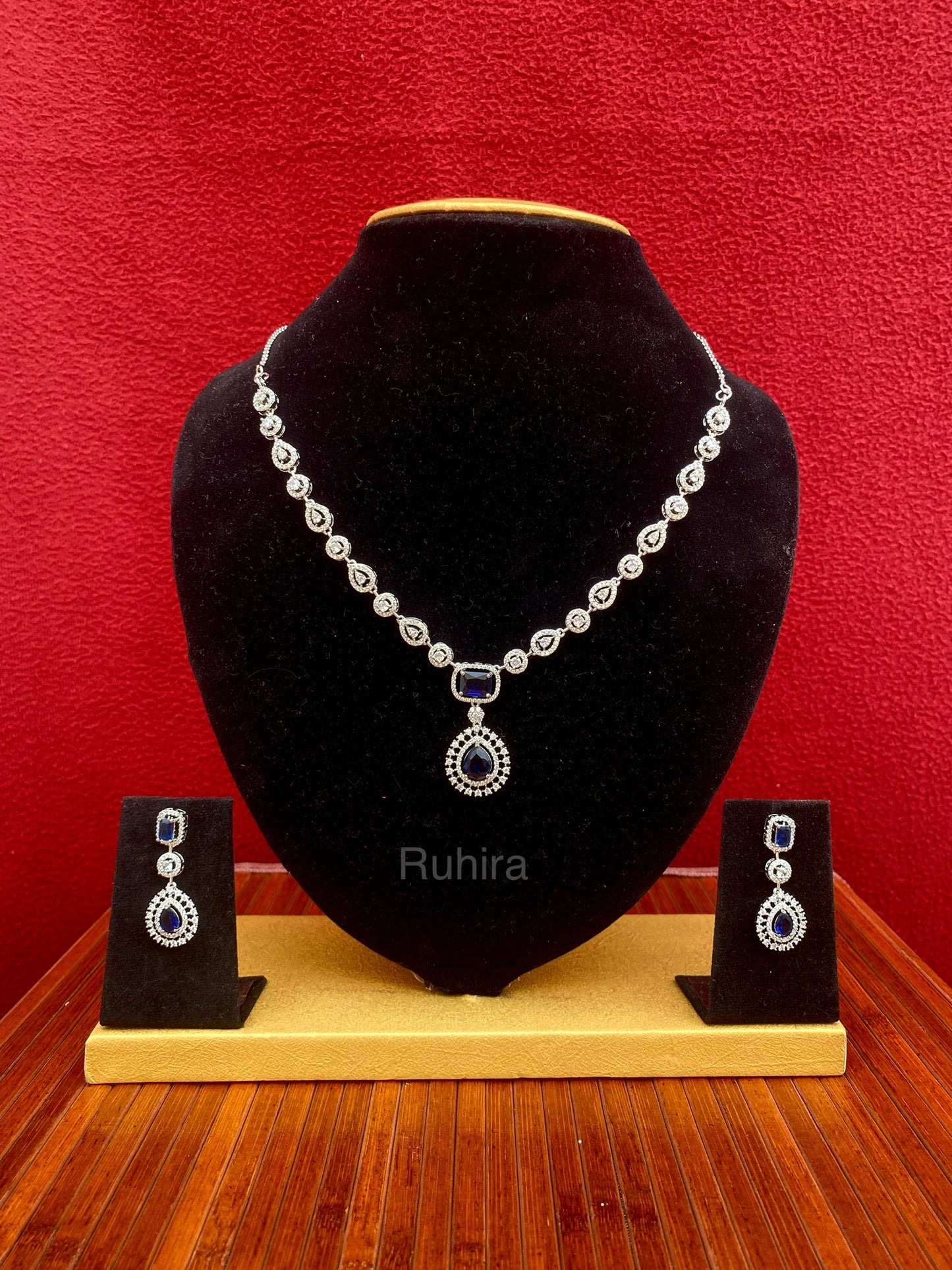 Adhira AD Necklace Set