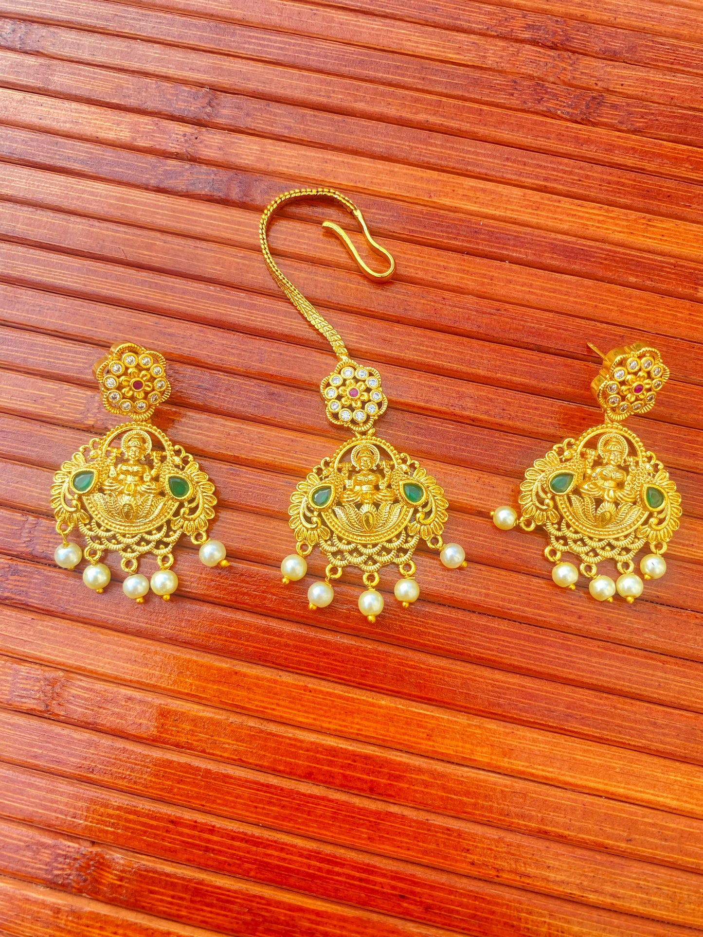 Sriya Lakshmi Temple Necklace Set