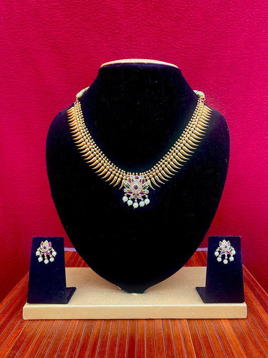 Mullai Mottu Necklace Set