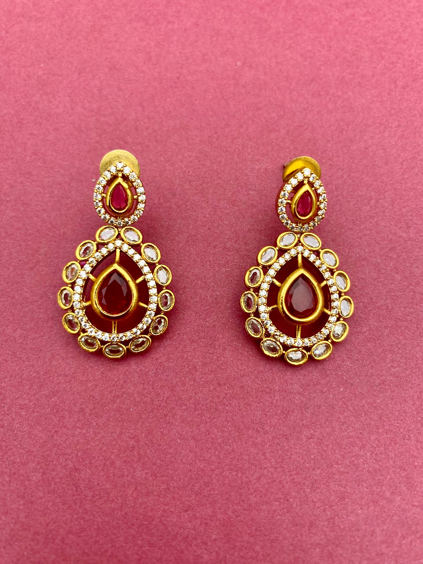 Regal Raaga Necklace Set