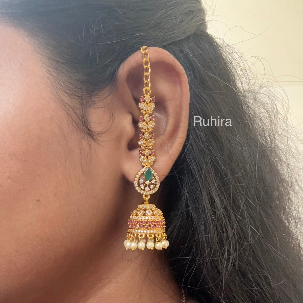 Gulnaar Jhumka with Earchains