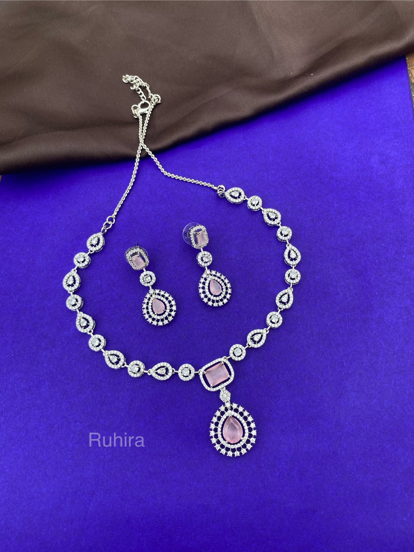 Adhira AD Necklace Set
