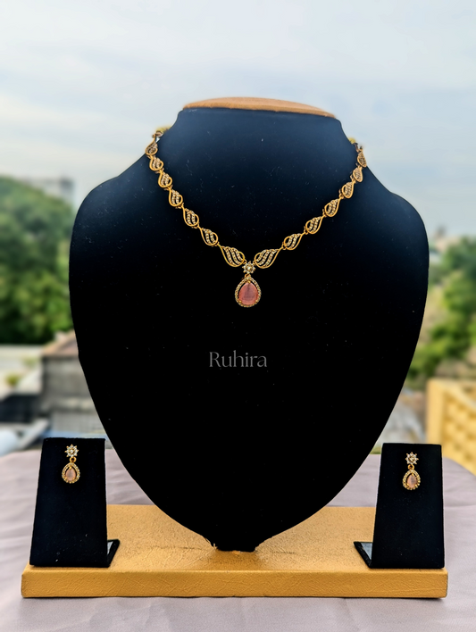 Swirl Motif Necklace Set